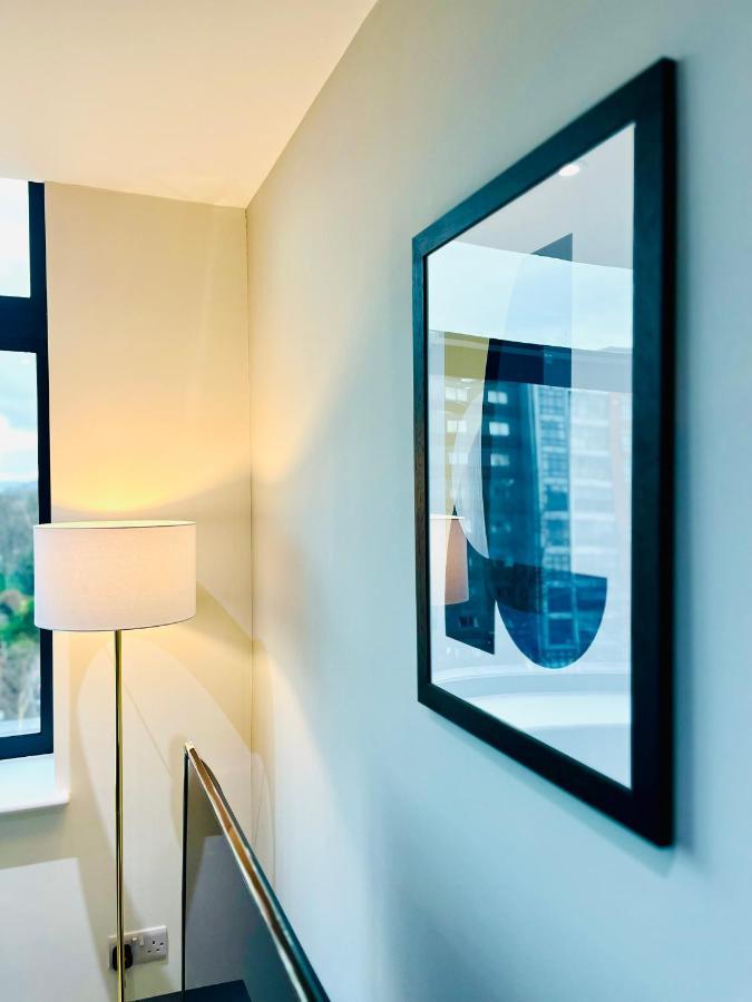 Stylish Studio Apartment Near To Old Trafford Stadium Манчестер Экстерьер фото